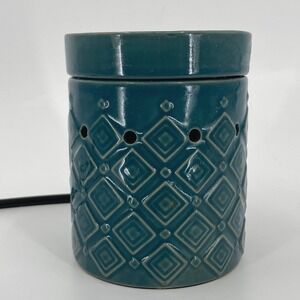 Scentsy Hydro Teal Blue Ceramic Wax Warmer Embossed Geometric Diamond Cottage